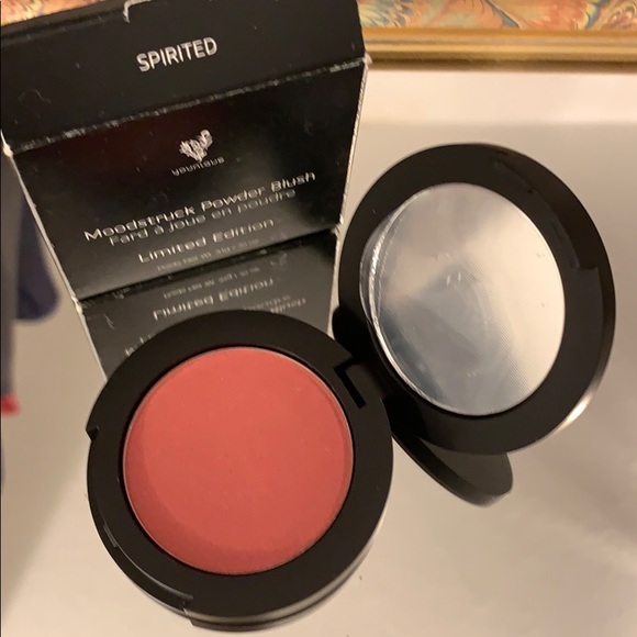 Younique moodstruck pressed blusher - Picture 2 of 3